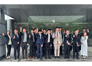 株式会社プラスイー　徳島支店